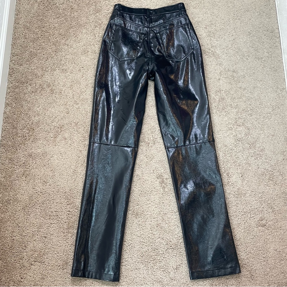 Abercrombie & Fitch The 90s Straight Ultra High Rise Shiny Vegan Leather Pants - Picture 15 of 16